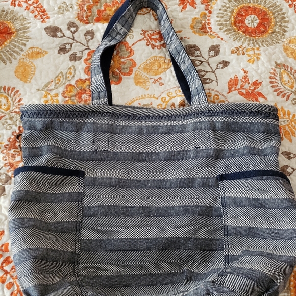 Thirty One - Picture 2 of 4